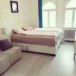 Queen Bed * Boedapest