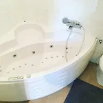 Queen Bed Boedapest